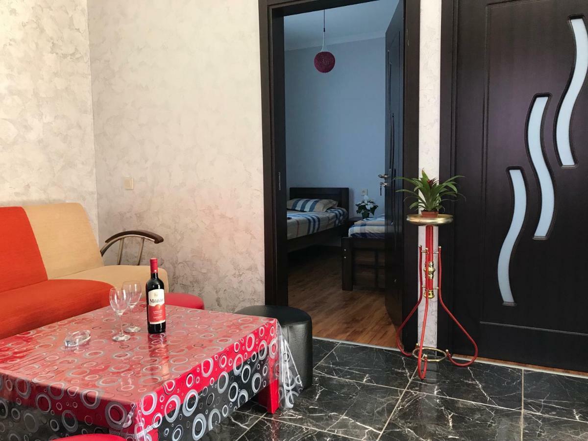 Guest House Chexovi 24 Kobuleti Kültér fotó
