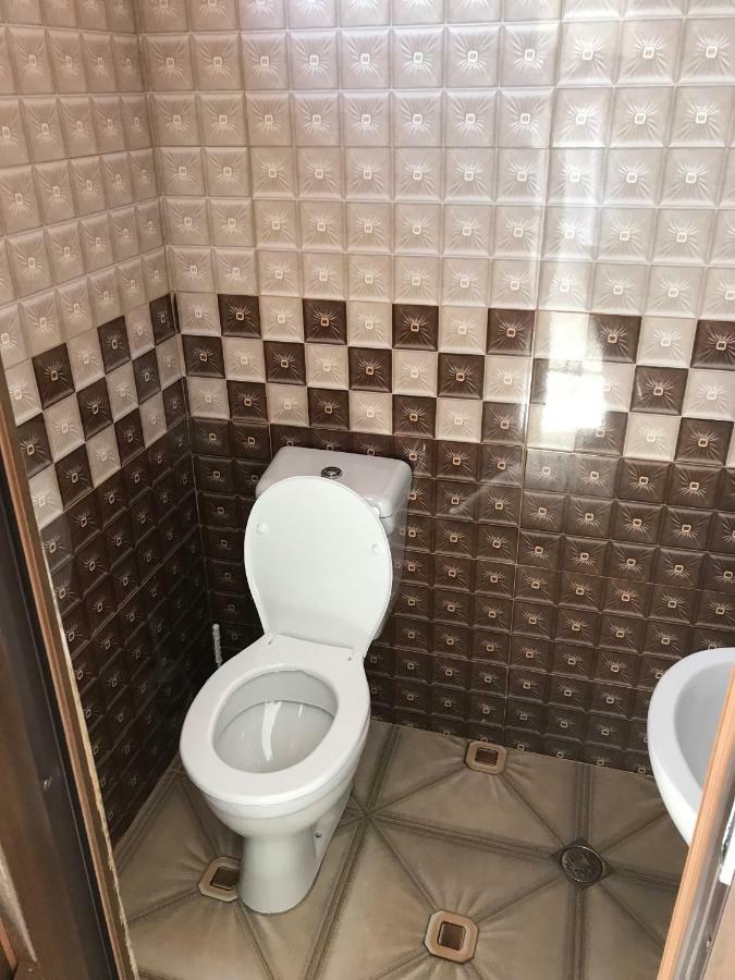 Guest House Chexovi 24 Kobuleti Kültér fotó