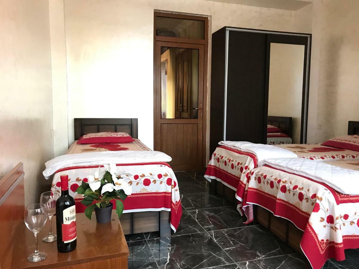 Guest House Chexovi 24 Kobuleti Kültér fotó