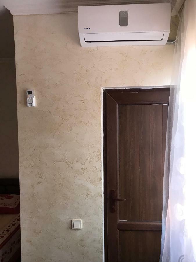 Guest House Chexovi 24 Kobuleti Kültér fotó