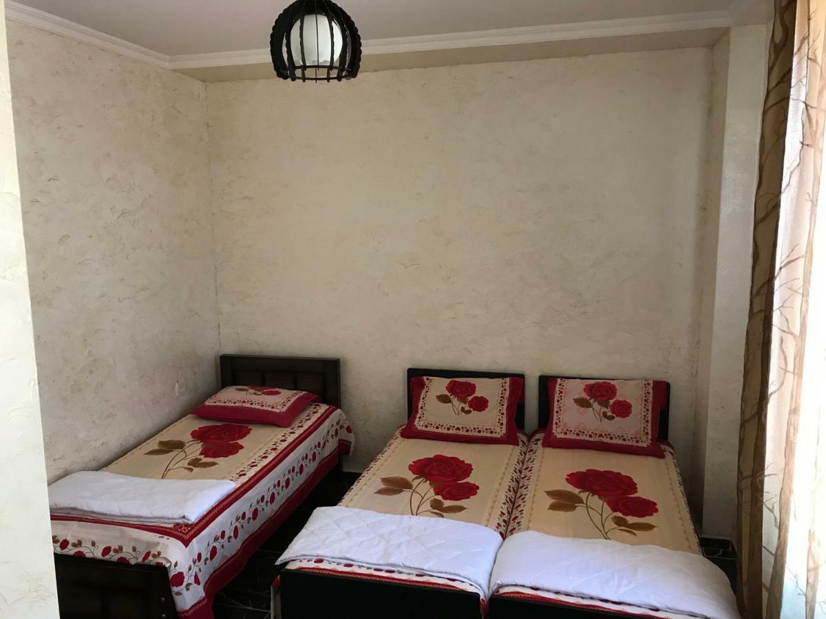 Guest House Chexovi 24 Kobuleti Kültér fotó
